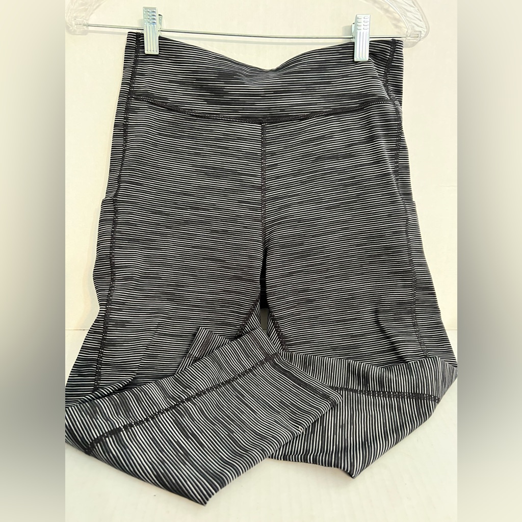 Tek Gear Athletic Ladies Capri Pants